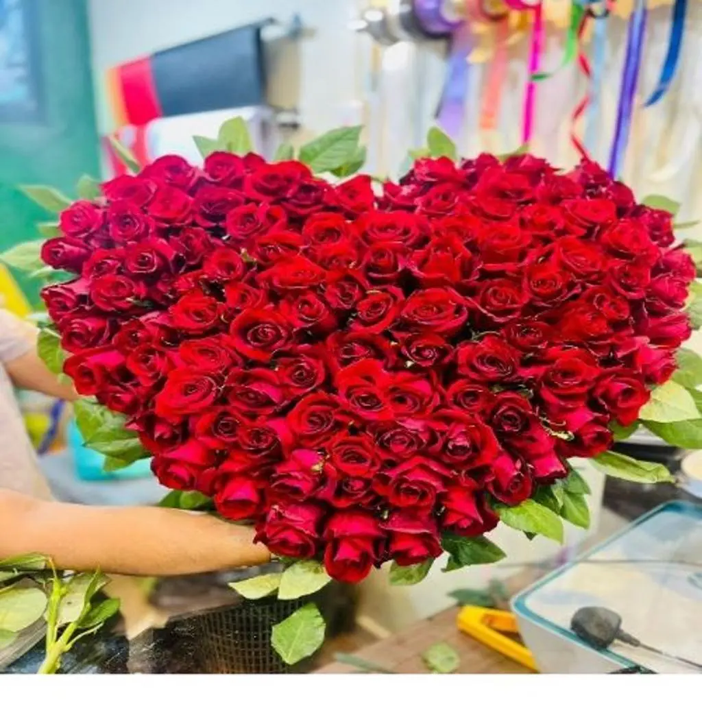 بوكيه ورد قلب احمر 250 وردة